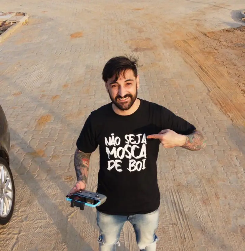 Não Seja Mosca de Boi Moderno