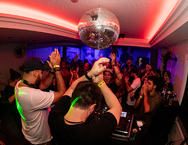 Sobre Under Waves Store